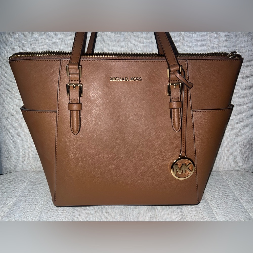 Michael Kors JET SET Tote Camel